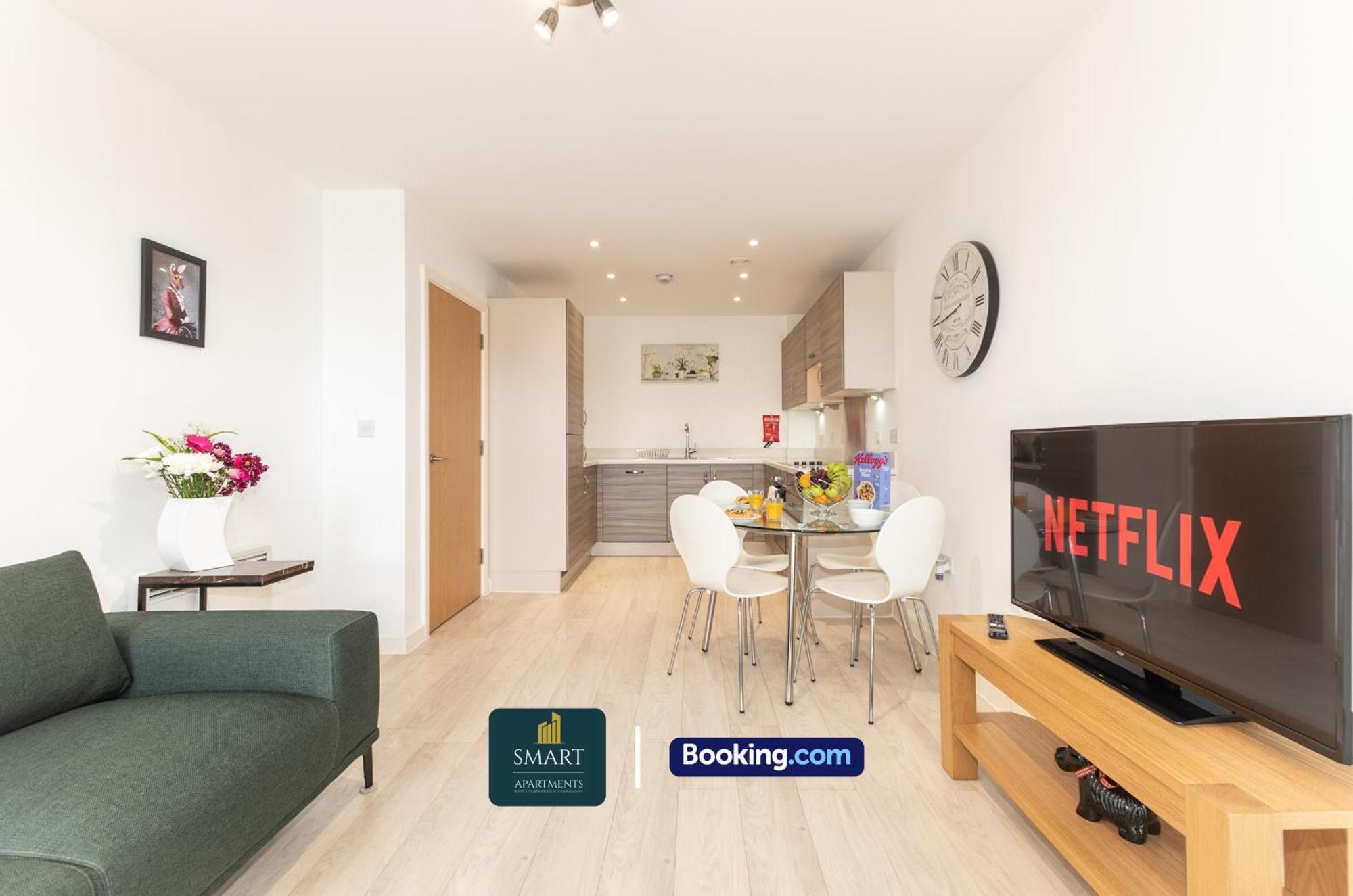 Spacious City Center Apartment By Smart Apartments Short Lets & Serviced Accommodation Apartment Southampton With Free Wifi Exterior photo