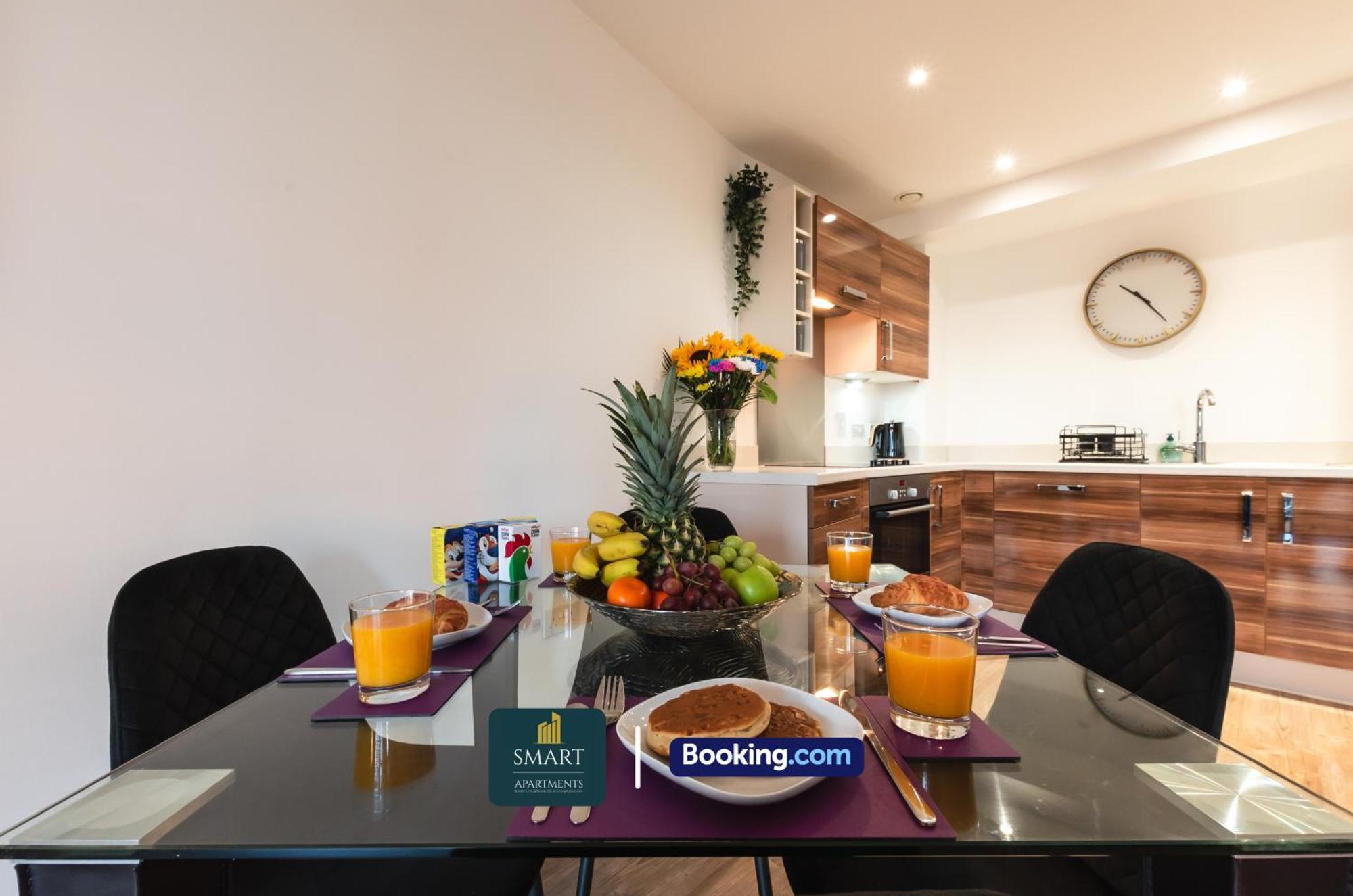 Spacious City Center Apartment By Smart Apartments Short Lets & Serviced Accommodation Apartment Southampton With Free Wifi Exterior photo